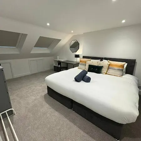Modern 5 Bed Near Excel -big Ben