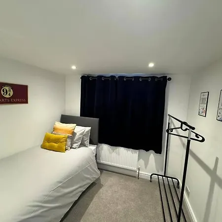 Modern 5 Bed Near Excel -big Ben * London