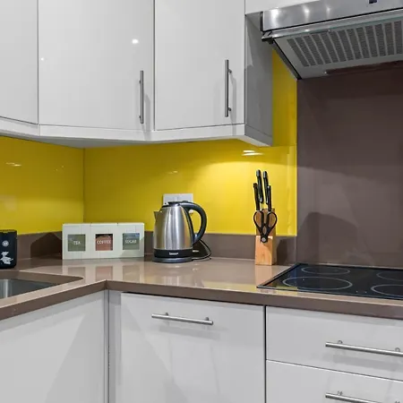 Notting Hill: Stylish 1br With Terrace - London