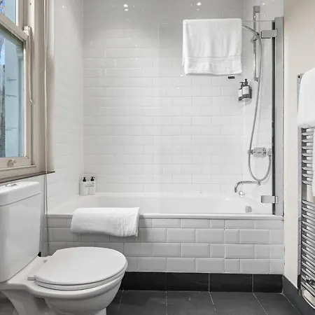 Notting Hill: Stylish 1br With Terrace - Apartment London