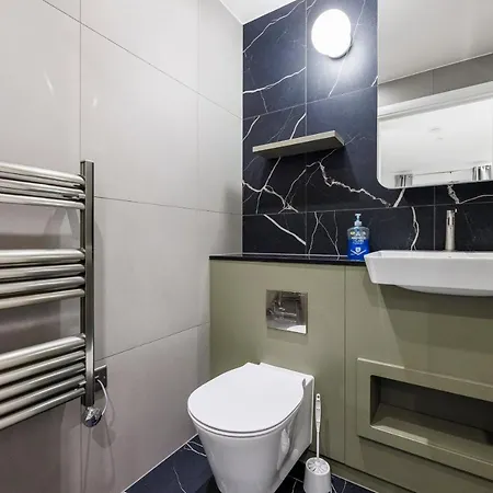 2&3 Bedrooms Near Excel - Modern Spacious For Larger Groups Apartment