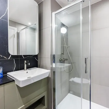 2&3 Bedrooms Near Excel - Modern Spacious For Larger Groups Apartment