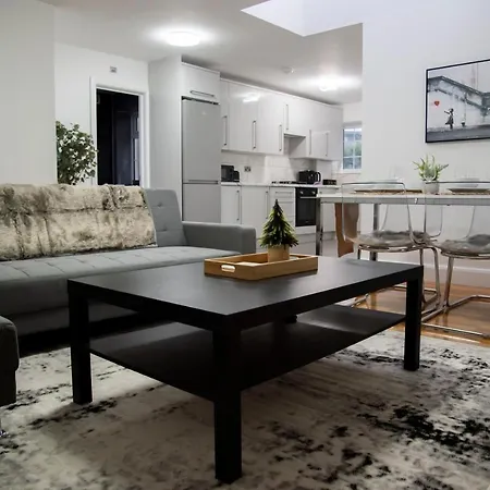 Apartment Extended I Contractors I Free Parking *