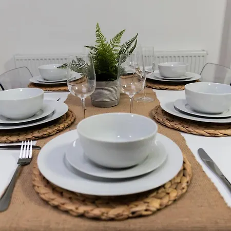 Apartment Extended I Contractors I Free Parking