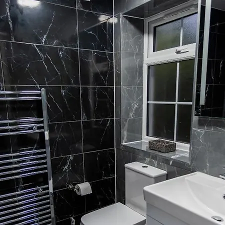 Apartment Extended I Contractors I Free Parking