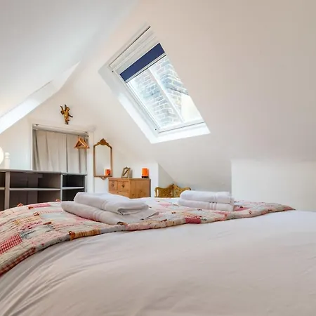 Character In Historic Hampstead Holiday home London