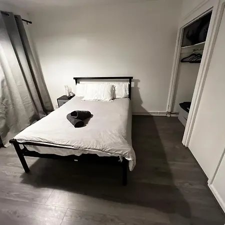Holloway Ap Apartment *