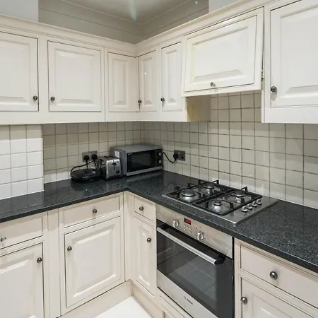 Remarkable 2-bed In