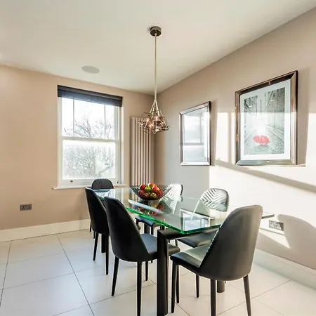Hampstead Luxury Flat-hosted By Sweetstay Apartment *