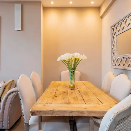 Hampstead Luxury Flat-hosted By Sweetstay *