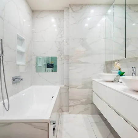 Hampstead Luxury Flat-hosted By Sweetstay London