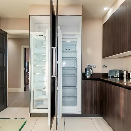 Hampstead Luxury Flat-hosted By Sweetstay Apartment *