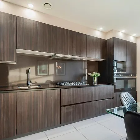 Hampstead Luxury Flat-hosted By Sweetstay * London