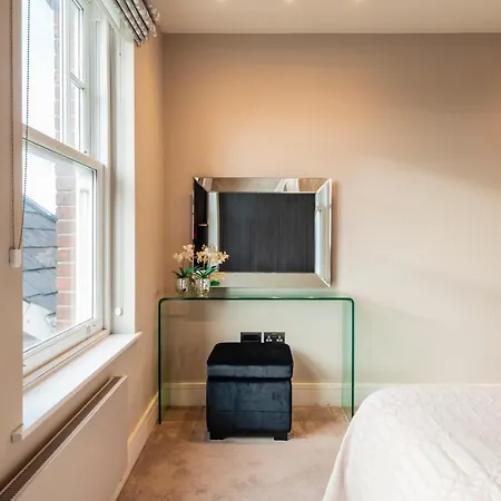 Hampstead Luxury Flat-hosted By Sweetstay Apartment *