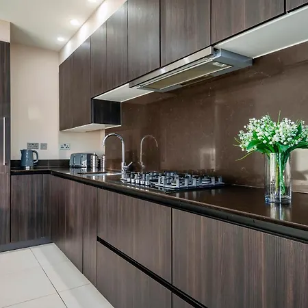 Hampstead Luxury Flat-hosted By Sweetstay Apartment *
