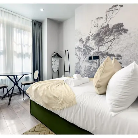 Cozy Retreat In Trendy Clapton Common Apartment London