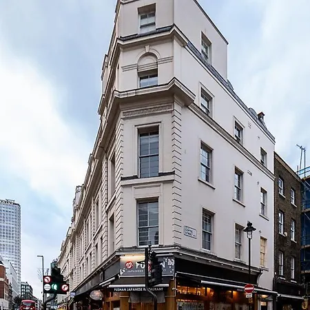 Cozy Apartment London