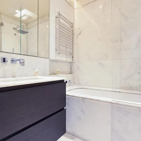 Apartment Soho Deluxe 1 Bedroom By Concept *