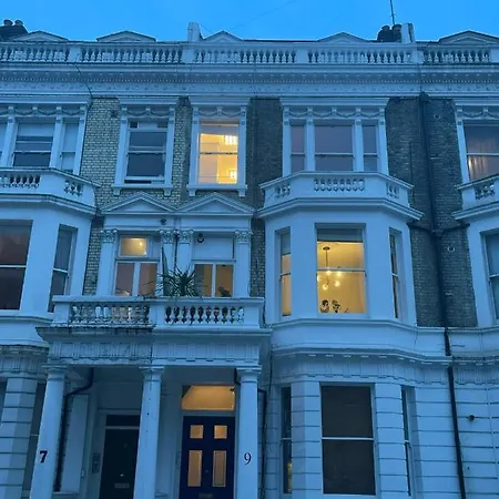 West Kensington 1 Apartment *