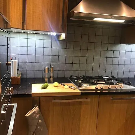 Apartment Stunning 2 Bed/2bath Flat In Heart Of Kensington London