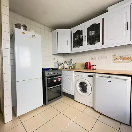 Deluxe With Lovely View * London