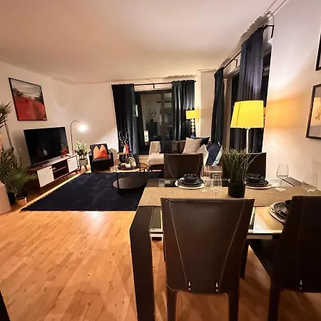 New Spacious 2 Bedroom With Balcony *