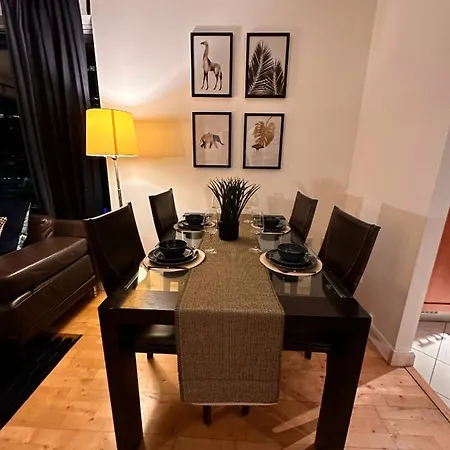 New Spacious 2 Bedroom With Balcony *