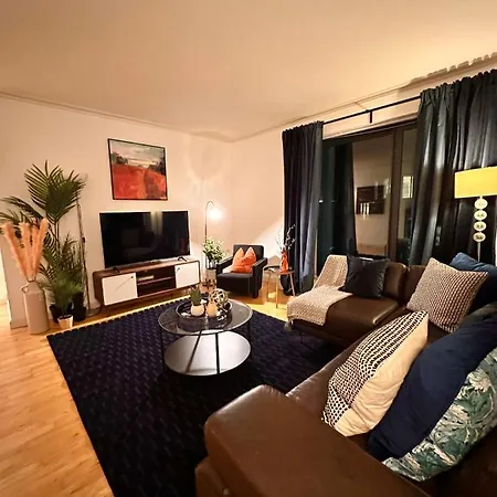 New Spacious 2 Bedroom With Balcony Apartment London