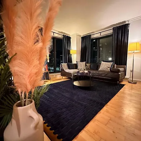 Apartment New Spacious 2 Bedroom With Balcony