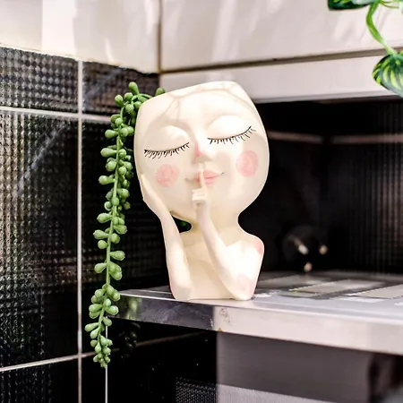 Hyde Park Chic Modern Flat For 4