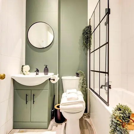 Apartment Hyde Park Chic Modern Flat For 4 London