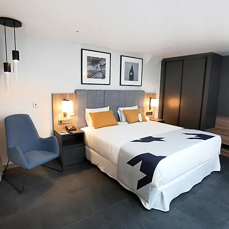 Riu Plaza Victoria 4* London
