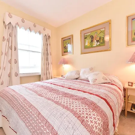 Apartment Smart Flat Near Pimlico Tube London
