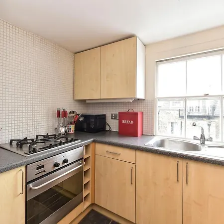 Apartment Smart Flat Near Pimlico Tube London