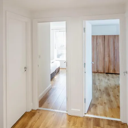 Apartment The Bright Flat In Whitechapel *