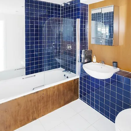 The Bright Flat In Whitechapel Apartment *