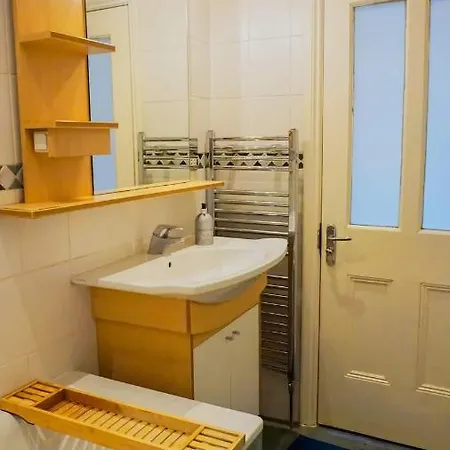 Homestay In Of - Fulham *