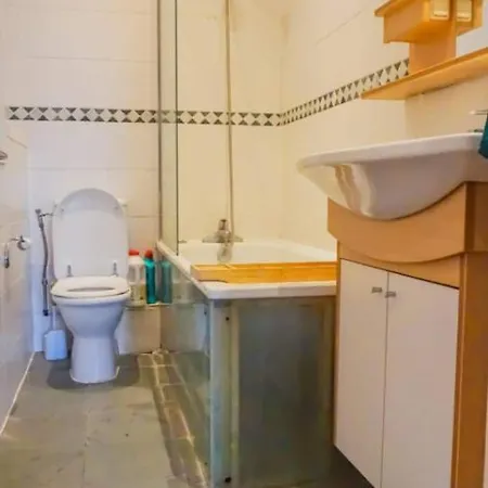 In Of - Fulham Homestay *