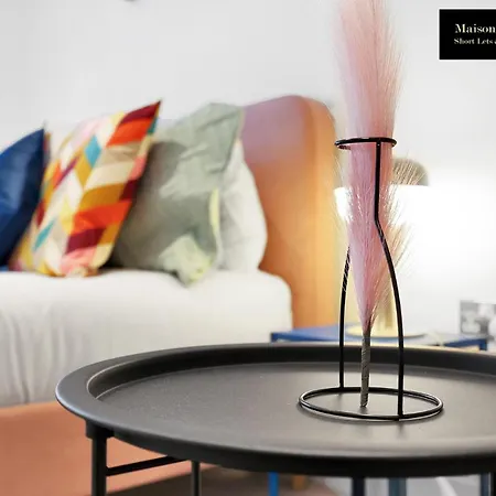 Apartment Weekly Or Monthly Stays, London, Chelsea - Sleeps 8- 3bedroom Serviced By Maison Christo London