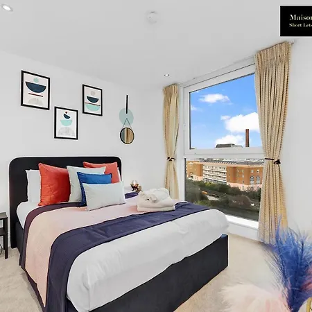 Weekly Or Monthly Stays, London, Chelsea - Sleeps 8- 3bedroom Serviced By Maison Christo Apartment London