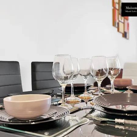 Apartment Weekly Or Monthly Stays, London, Chelsea - Sleeps 8- 3bedroom Serviced By Maison Christo