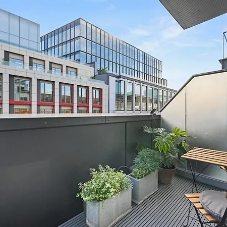 Apartment Sleek 2bd Flat Wterrace - 2 Mins From Farringdon! *