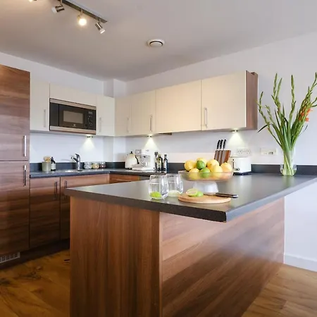 Hauzify I Cavendish Flats Apartment West Drayton (Middlesex)