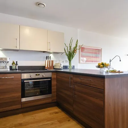 Hauzify I Cavendish Flats West Drayton (Middlesex)