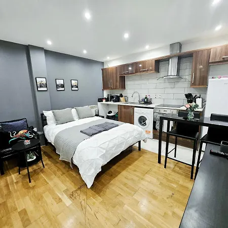 Gdy0 - The Dragon Apartment