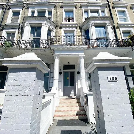 Cozy Flat Holland Road Close To Westfield *