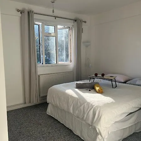 Homestay Magic Location Ladies Only