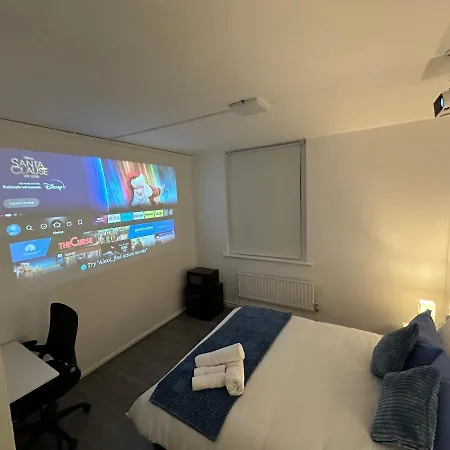 Apartment Unique Double Bedroom *