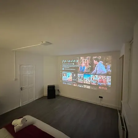 Super Double Bedroom Zone 1 London