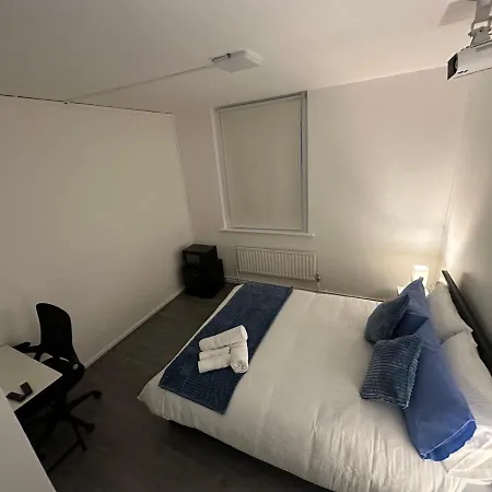 Unique Double Bedroom London